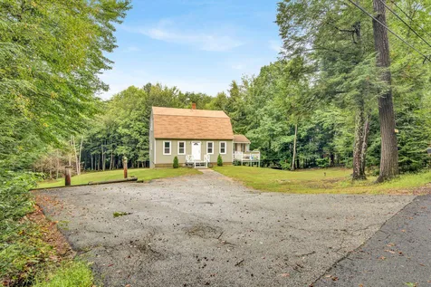 104 Harvey Lake Road Northwood NH 03261