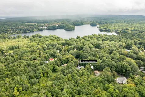 104 Harvey Lake Road Northwood NH 03261