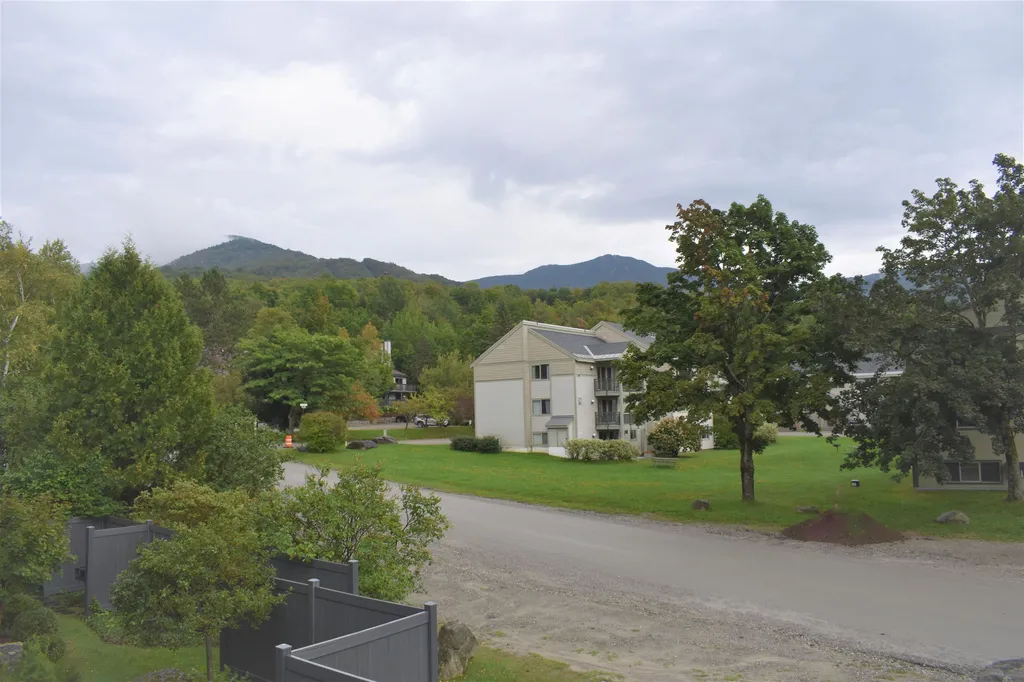 Hakone 18 Cambridge VT 05464
