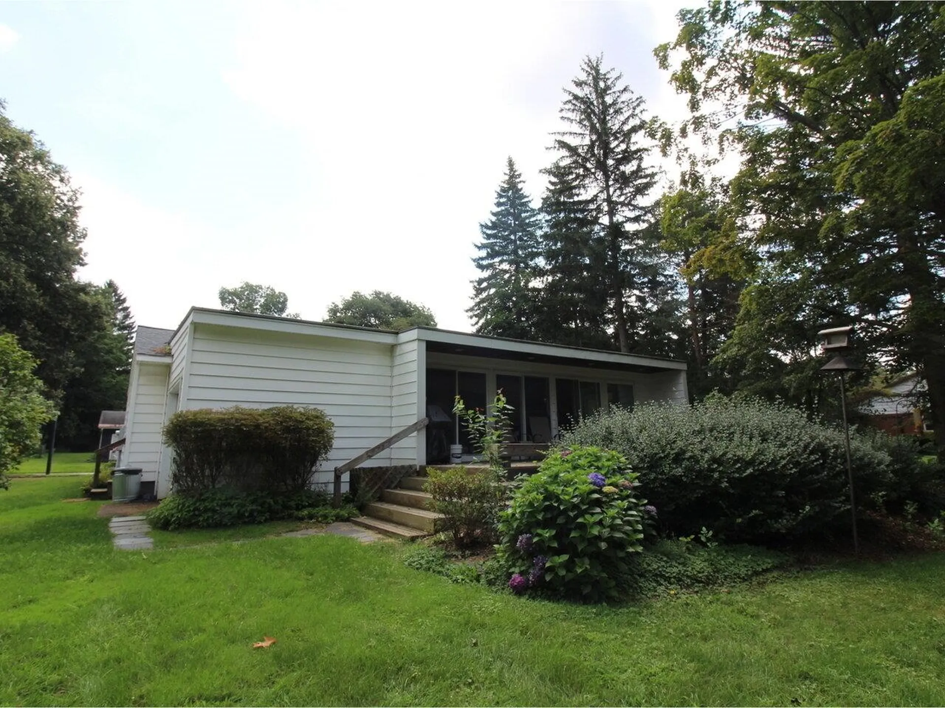 102 Cherry Lane Burlington VT 05401