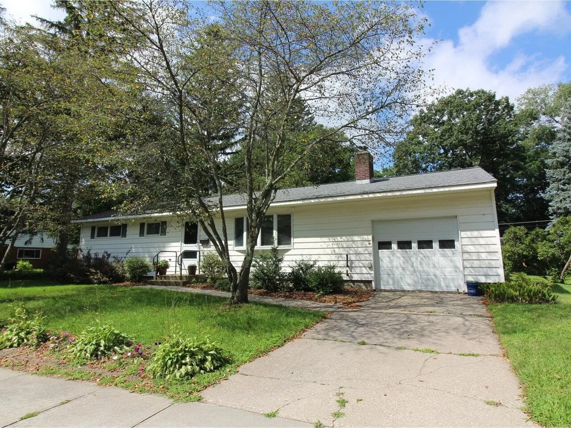 102 Cherry Lane Burlington VT 05401