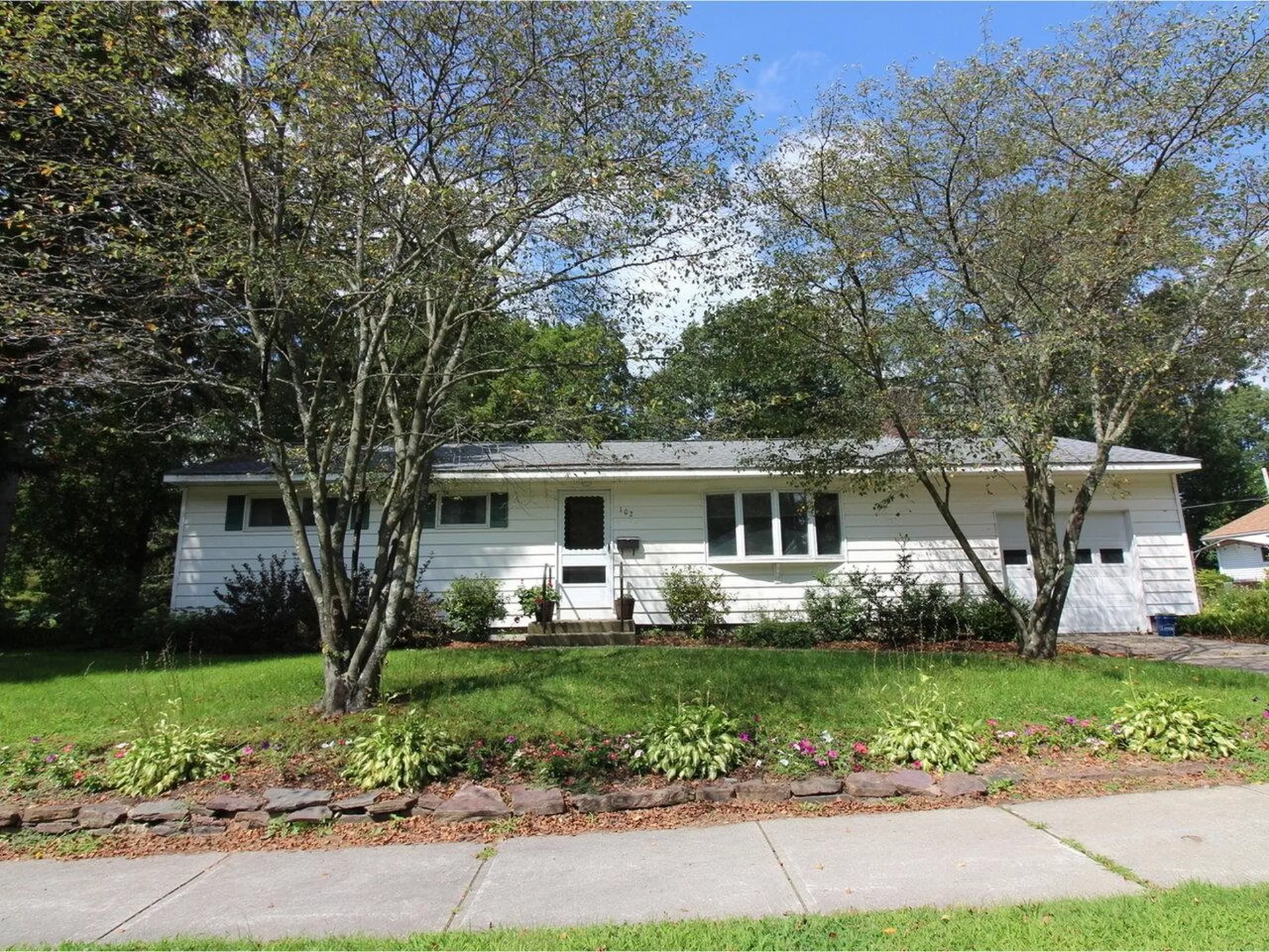 102 Cherry Lane Burlington VT 05401