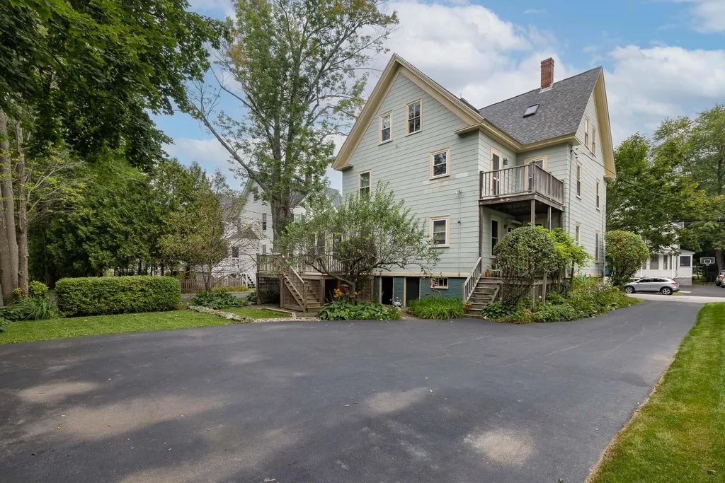 88 Wibird Street Portsmouth NH 03801