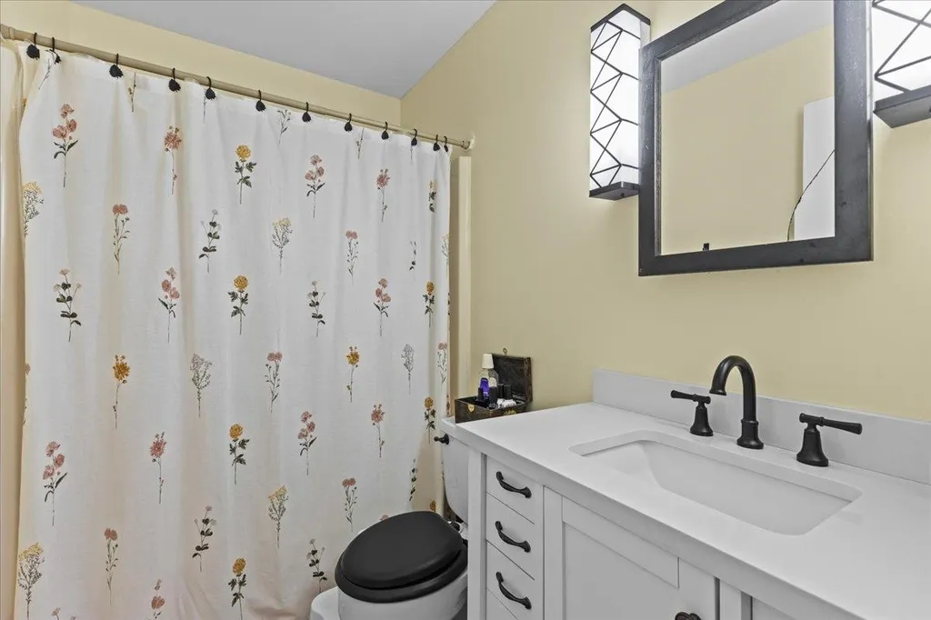 A5 Grandview Drive South Burlington VT 05403