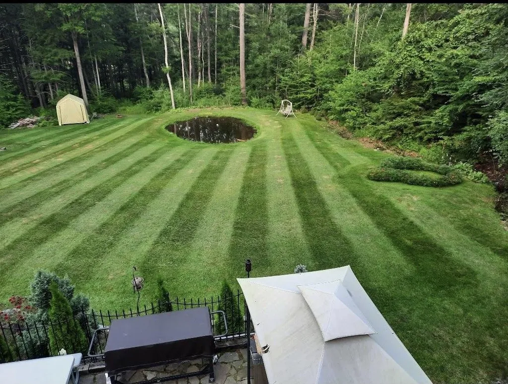 22 Hutch Street Swanzey NH 03446