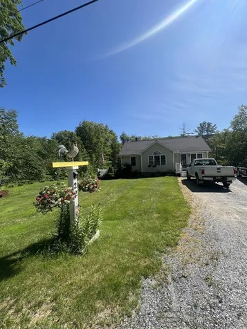 22 Hutch Street Swanzey NH 03446