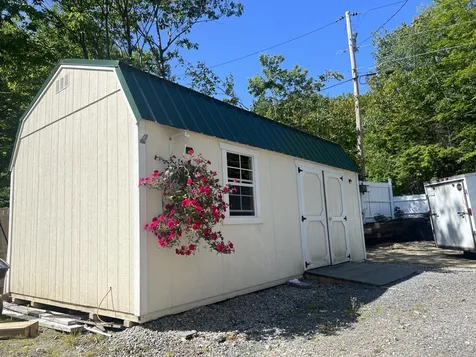 22 Hutch Street Swanzey NH 03446