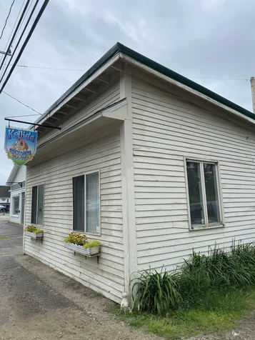 271 Lake Street Bristol NH 03222