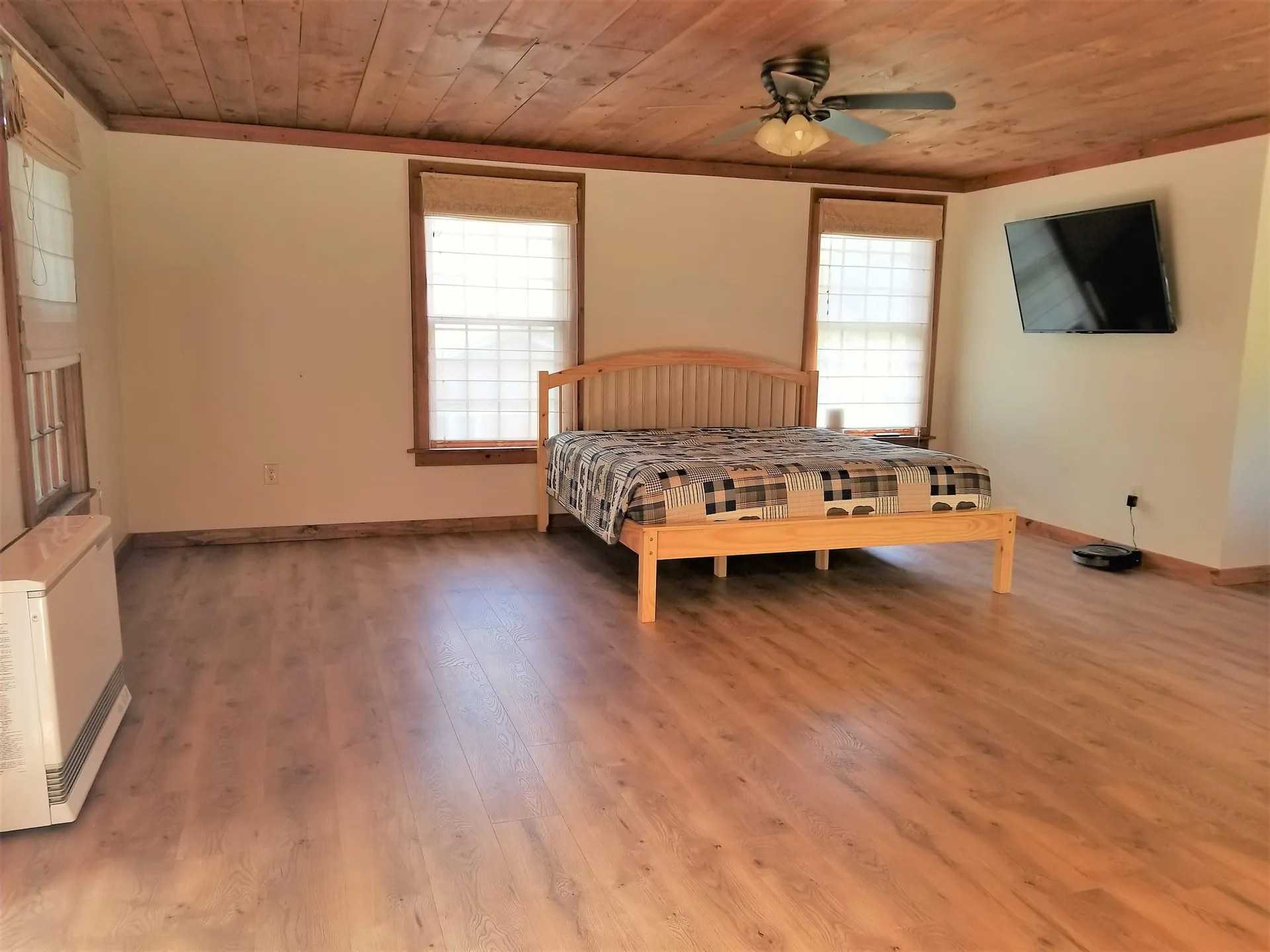 81 East Street Claremont NH 03743