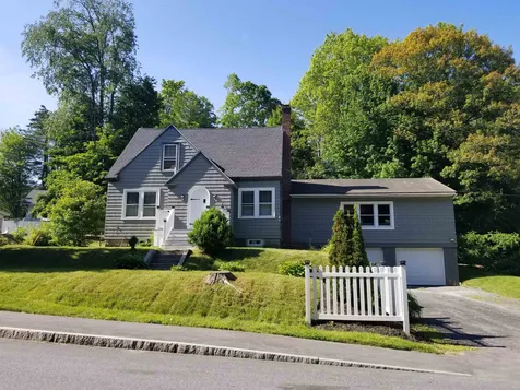 81 East Street Claremont NH 03743