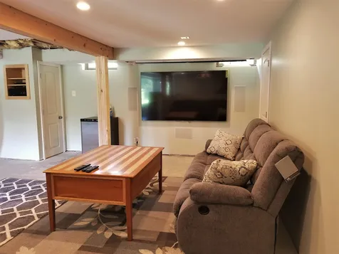 81 East Street Claremont NH 03743