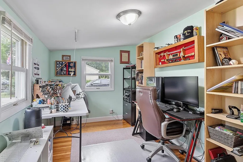 8 Carter Road Merrimack NH 03054
