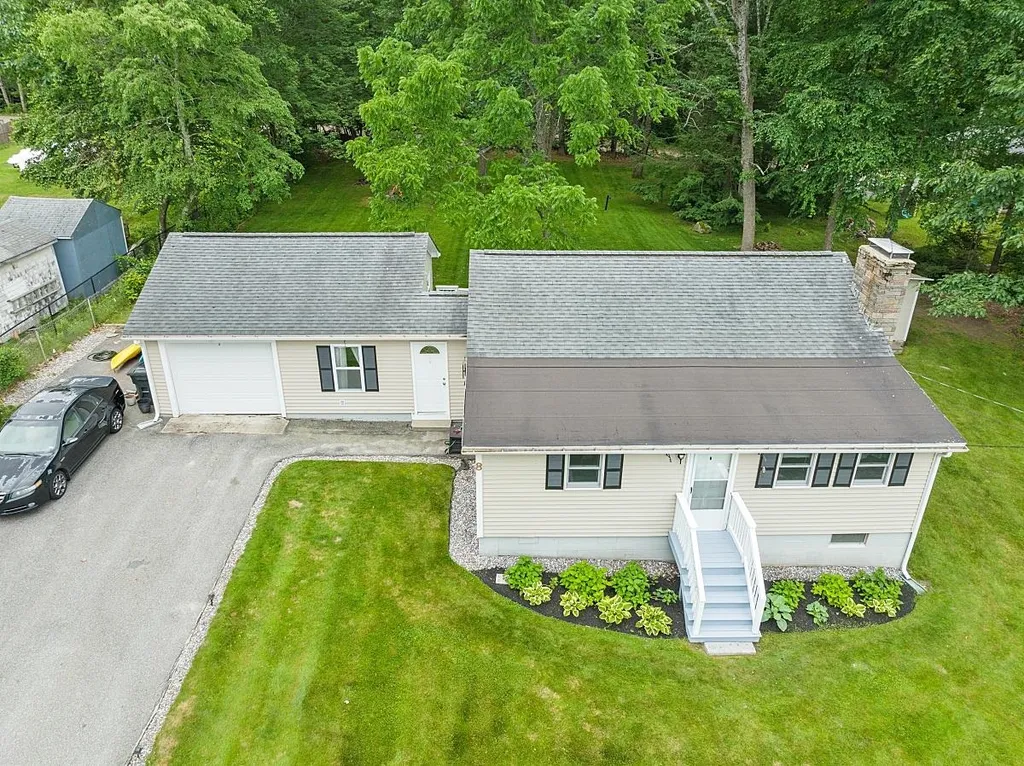 8 Carter Road Merrimack NH 03054