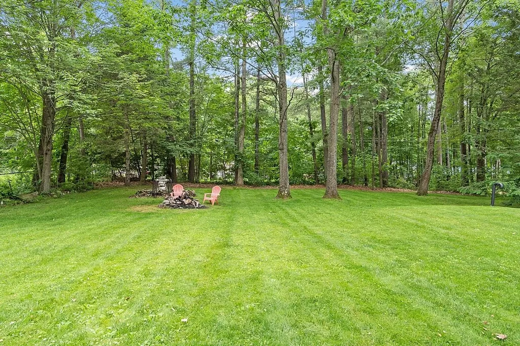 8 Carter Road Merrimack NH 03054