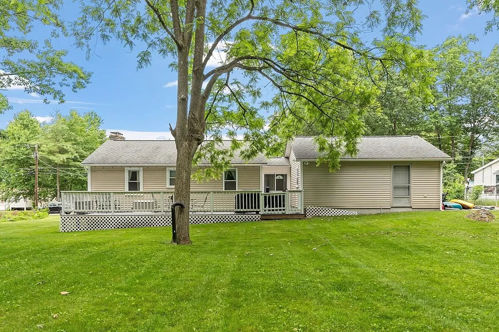 8 Carter Road Merrimack NH 03054