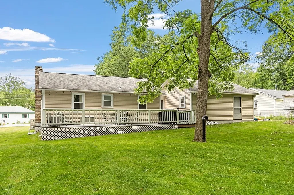 8 Carter Road Merrimack NH 03054