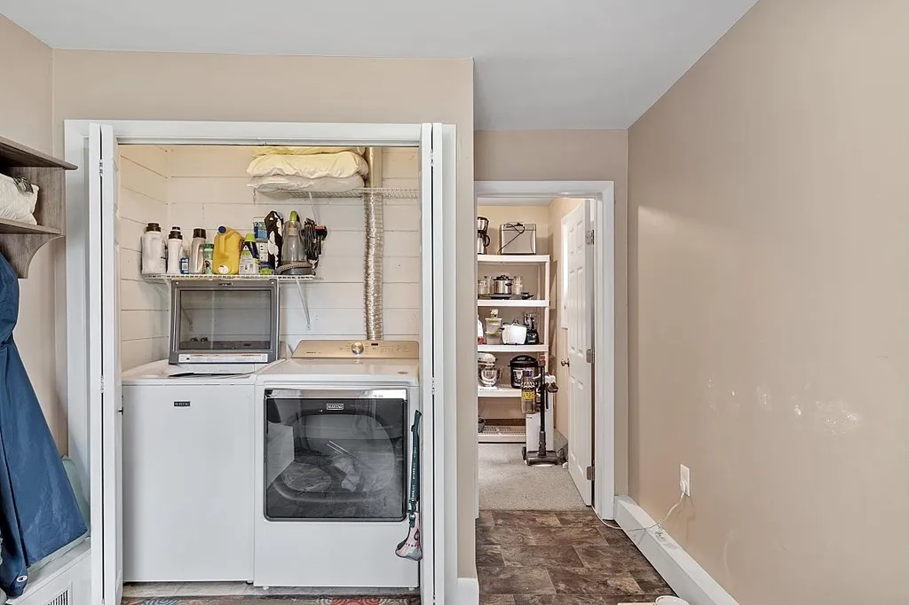 8 Carter Road Merrimack NH 03054