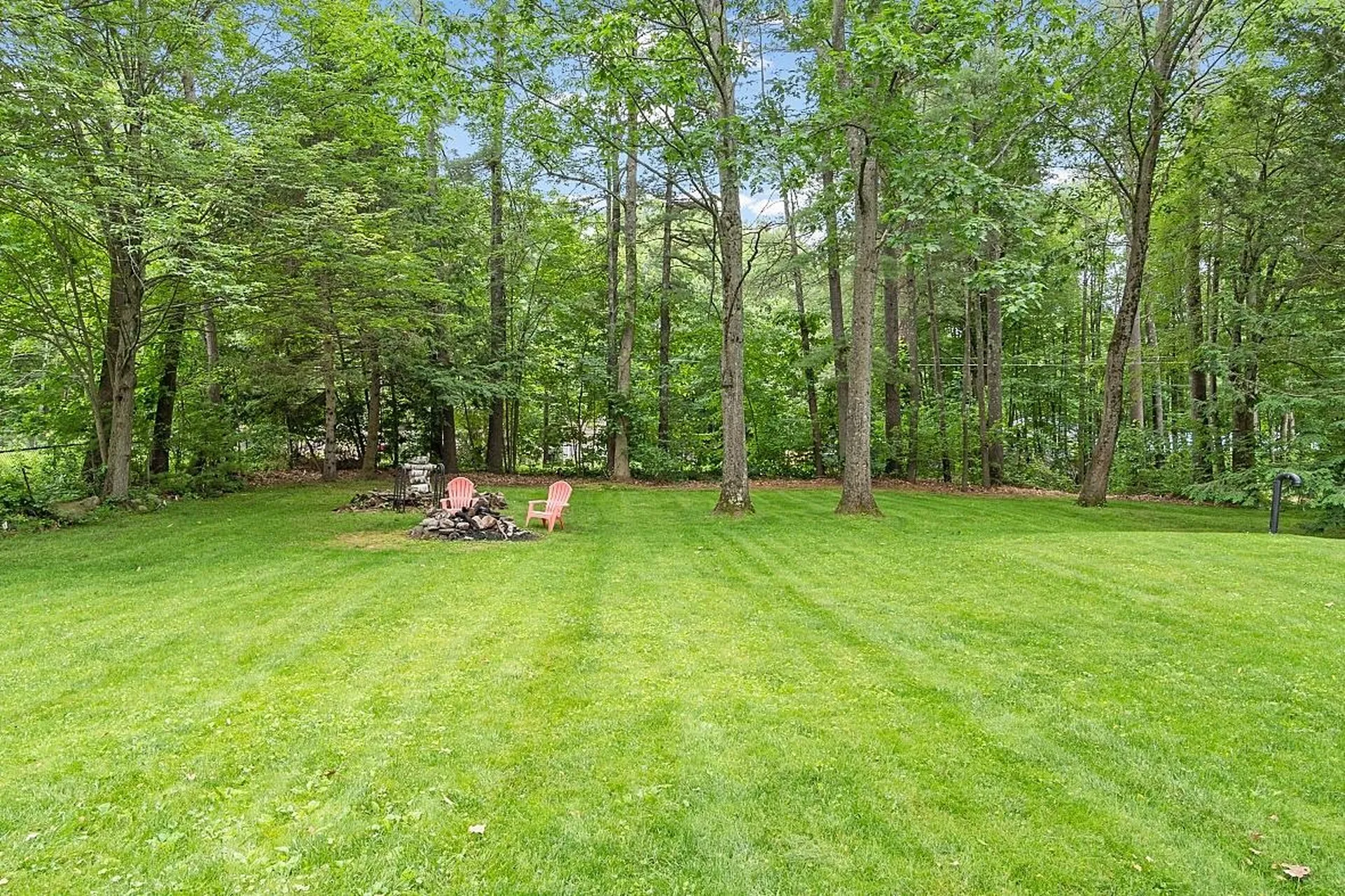 8 Carter Road Merrimack NH 03054