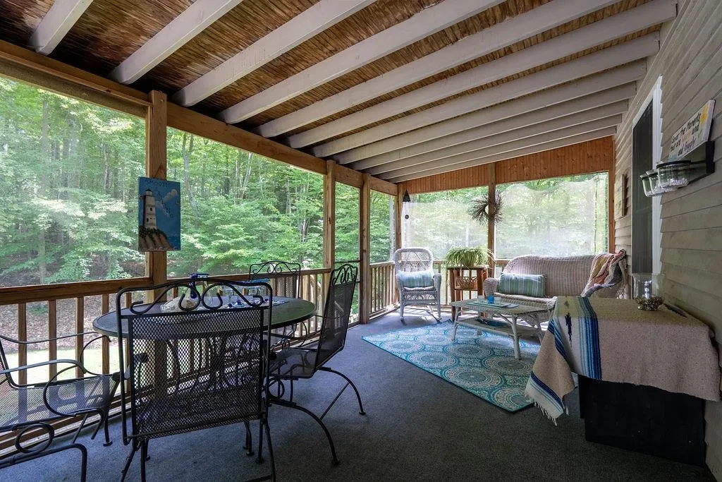 142 Sunny Oaks Terrace Strafford NH 03884
