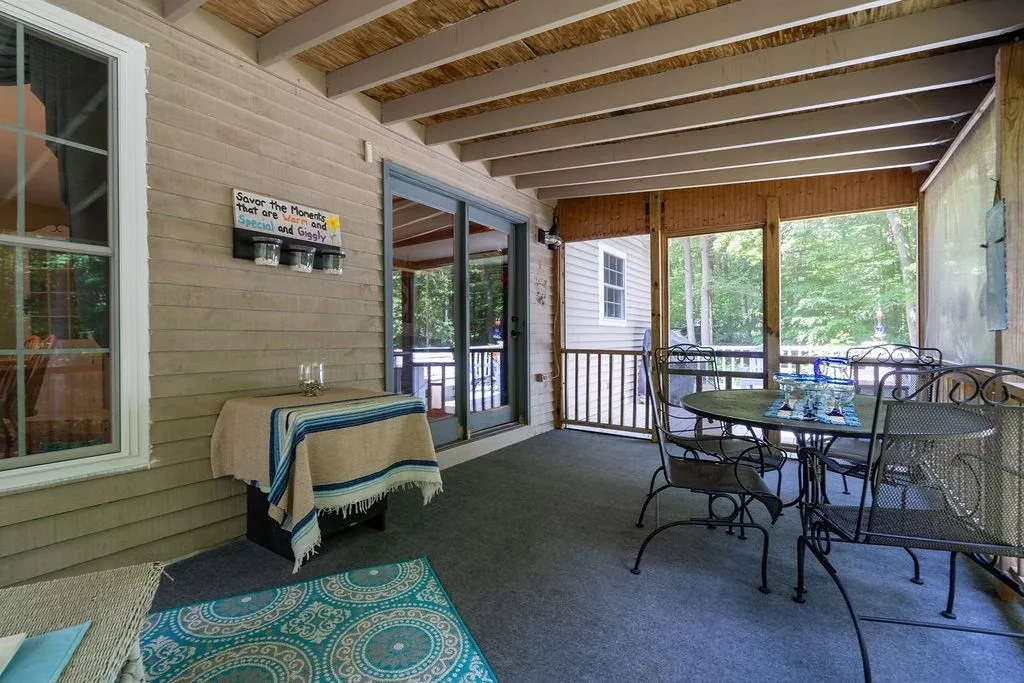 142 Sunny Oaks Terrace Strafford NH 03884