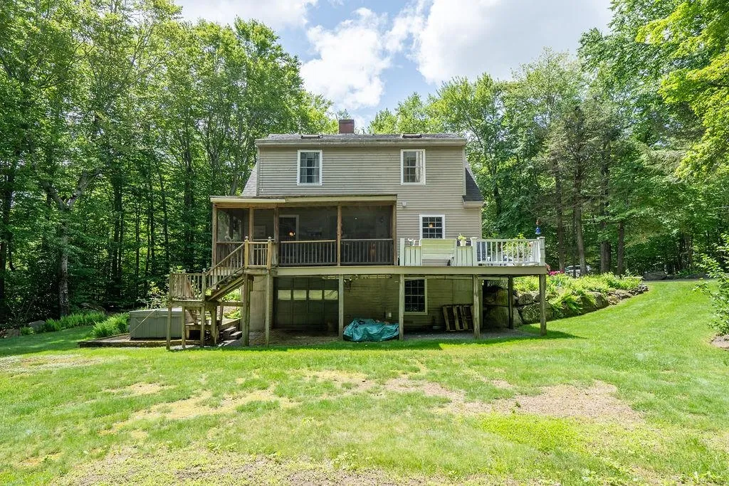 142 Sunny Oaks Terrace Strafford NH 03884