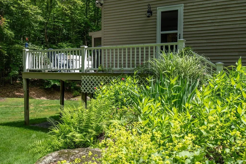 142 Sunny Oaks Terrace Strafford NH 03884