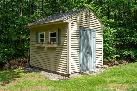 142 Sunny Oaks Terrace Strafford NH 03884