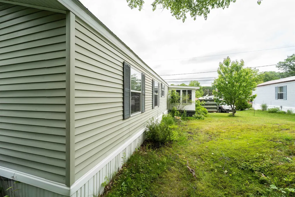 23 Colby Road Newmarket NH 03857