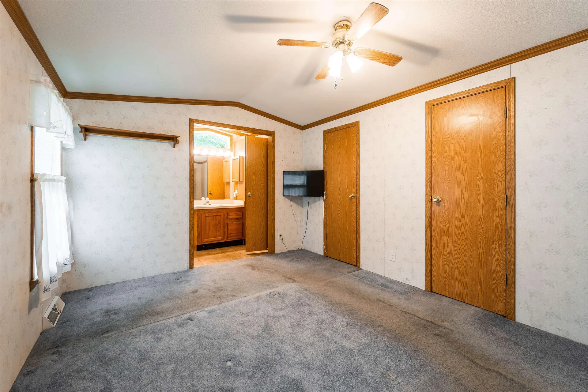 23 Colby Road Newmarket NH 03857