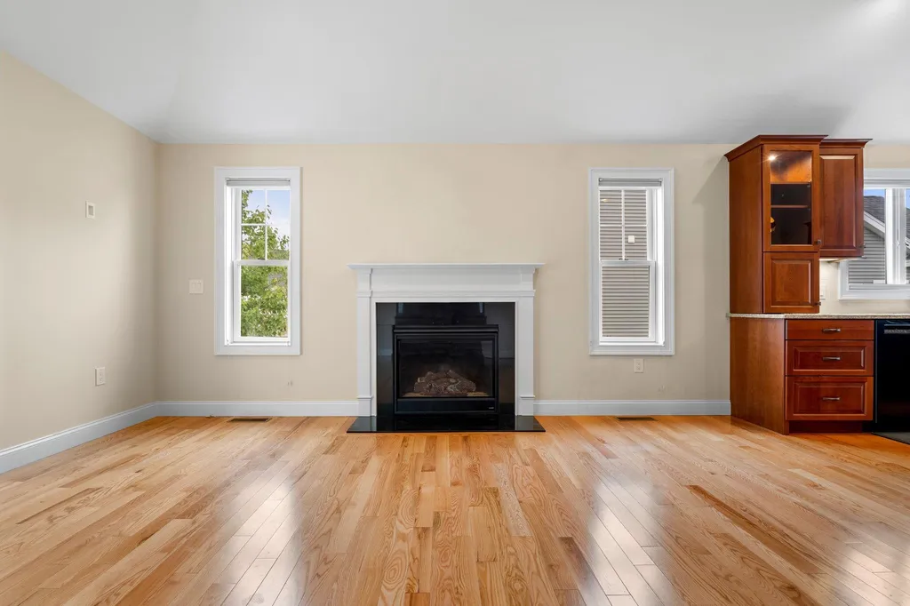 24 Sea Glass Lane Rye NH 03870