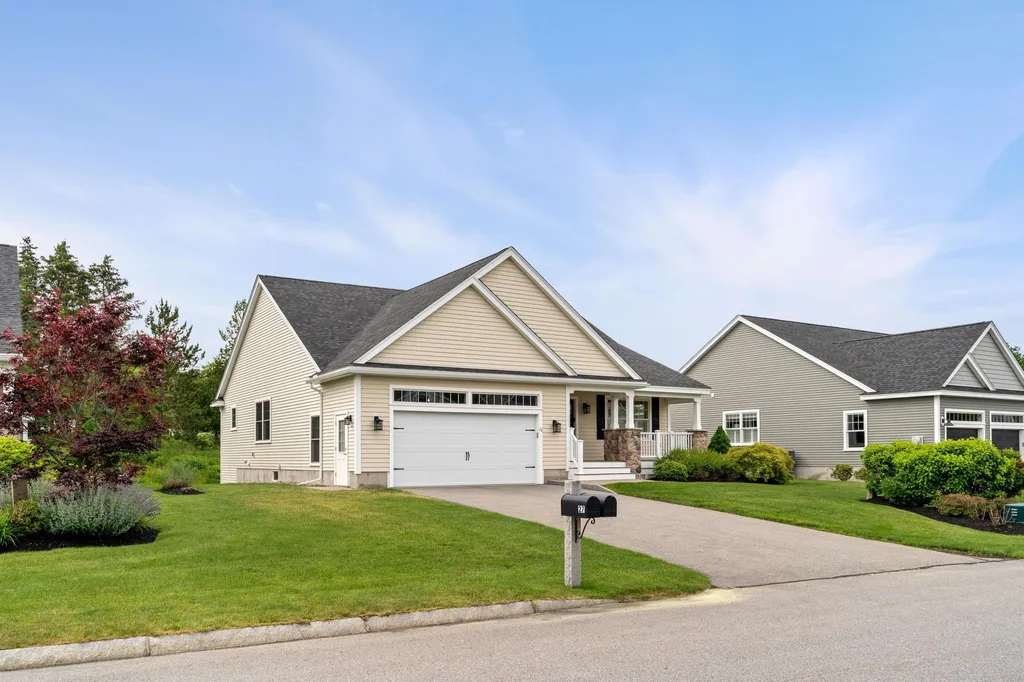 24 Sea Glass Lane Rye NH 03870