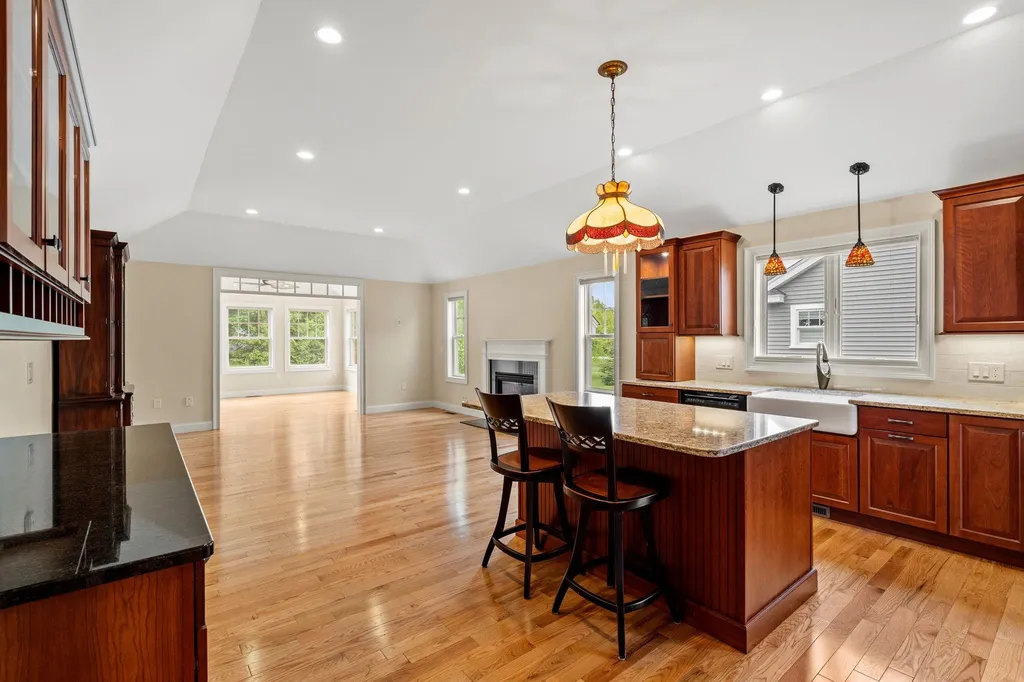 24 Sea Glass Lane Rye NH 03870
