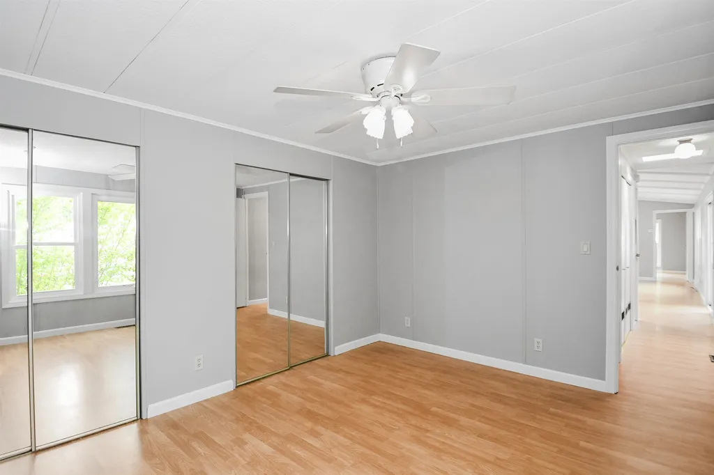 70 Thistle Way Manchester NH 03109