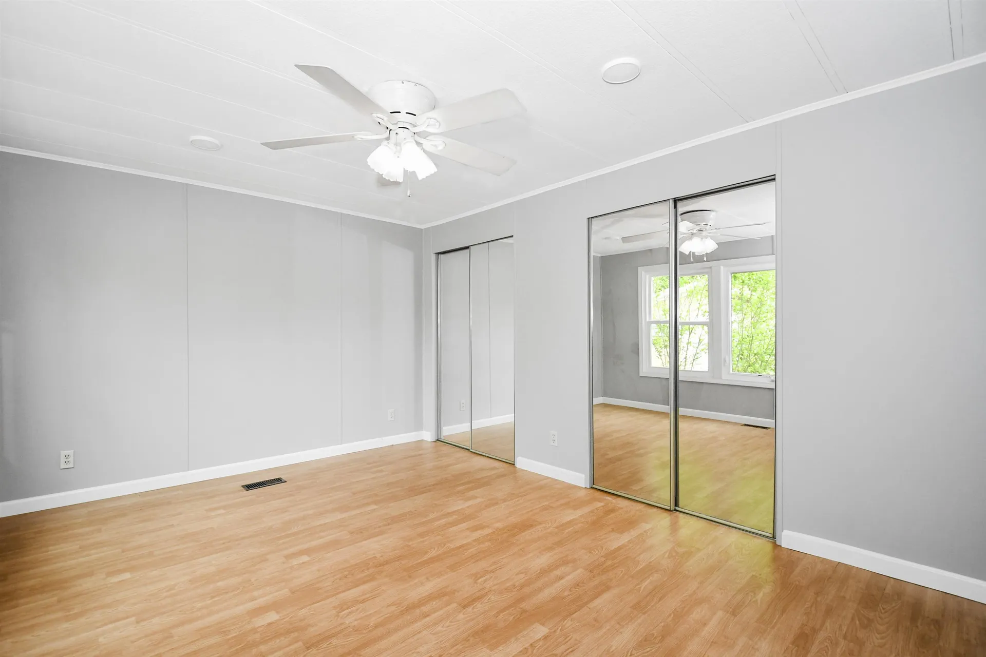 70 Thistle Way Manchester NH 03109