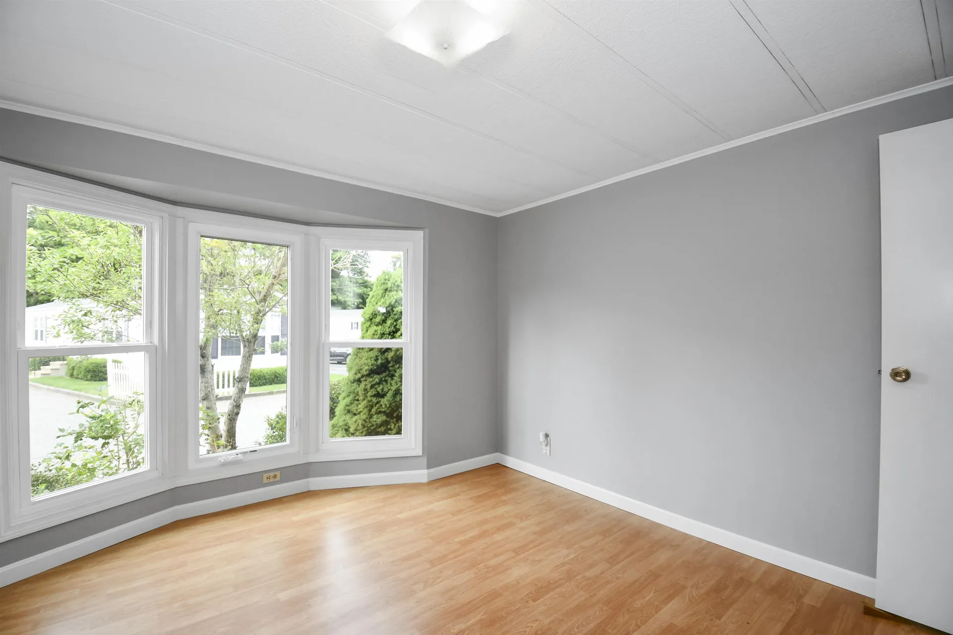 70 Thistle Way Manchester NH 03109