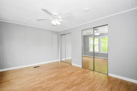 70 Thistle Way Manchester NH 03109