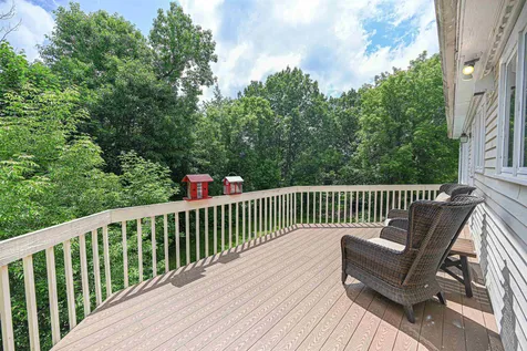 9 Campbell Road Bedford NH 03110