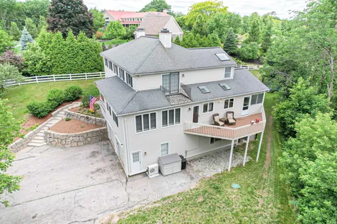 9 Campbell Road Bedford NH 03110
