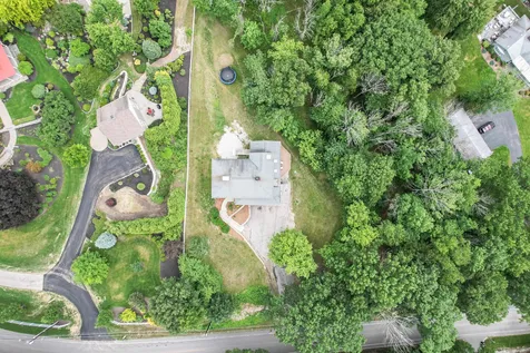 9 Campbell Road Bedford NH 03110