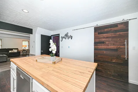 9 Campbell Road Bedford NH 03110