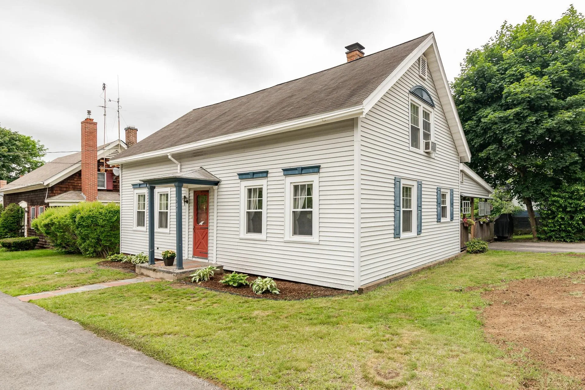 589 Main Street Rollinsford NH 03869