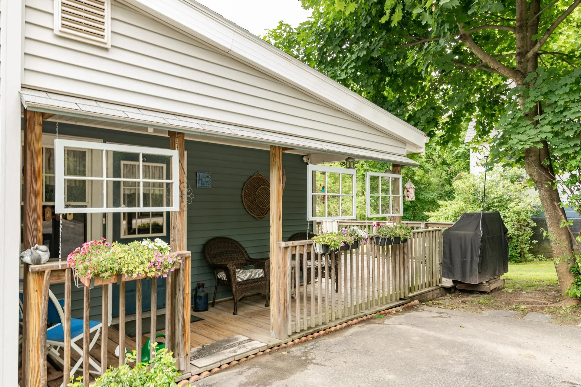 589 Main Street Rollinsford NH 03869