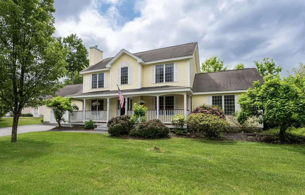 22 Max Lane Concord NH 03301