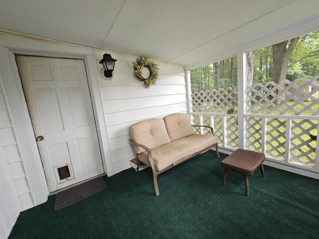8 Duke Lane Concord NH 03303