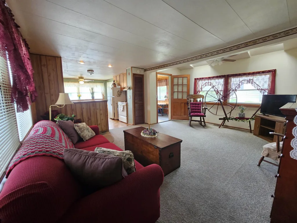 8 Duke Lane Concord NH 03303