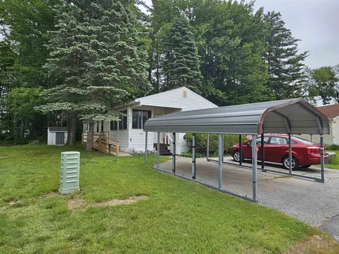 8 Duke Lane Concord NH 03303