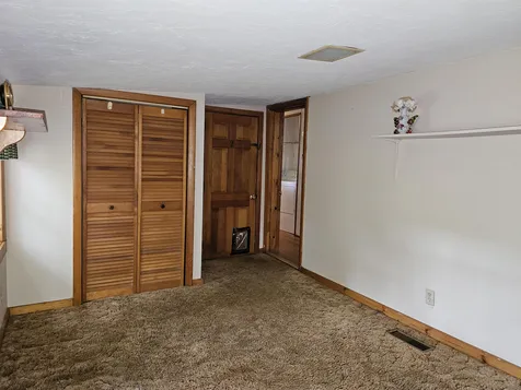 8 Duke Lane Concord NH 03303