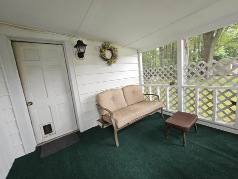 8 Duke Lane Concord NH 03303
