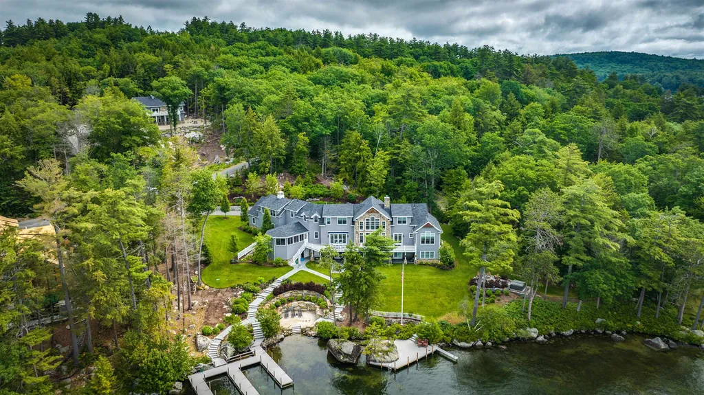 73/74 Spindle Point Road Meredith NH 03253