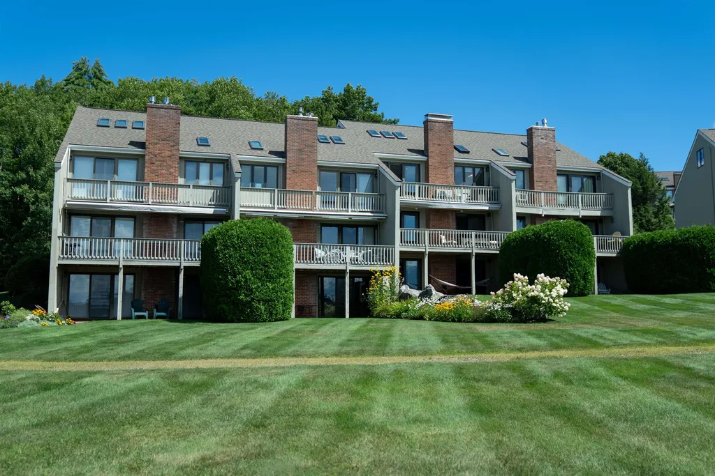 5 Mountain West Drive Wolfeboro NH 03894